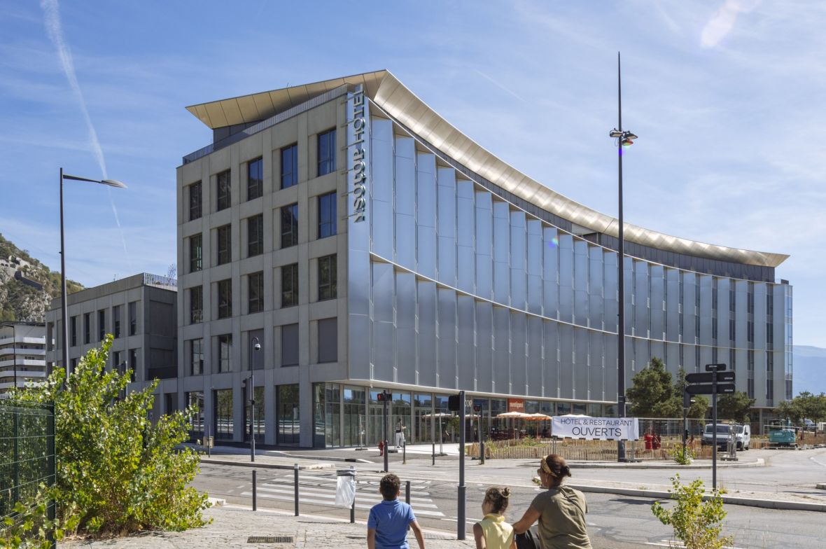 p328_grenoble_mandela_vue-urbaine-crop-pluquet_innovia.jpg